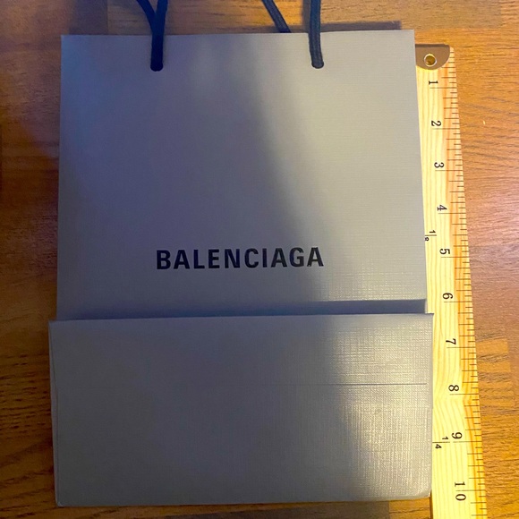 BALENCIAGA MEDIUM PAPER SHOPPING BAG